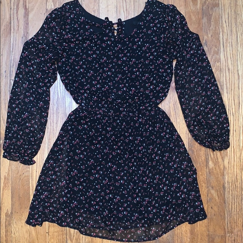 Forever21 rose print dress size small
